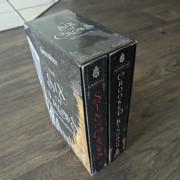 Grishaverse Series - Picture 4 of 6